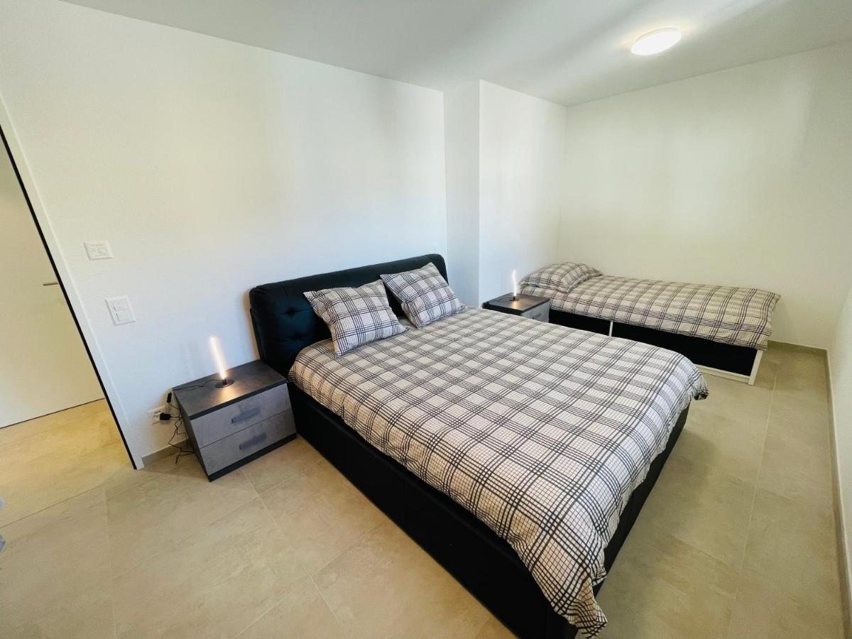 Onyx , 3 Min To Piazza Grande Apartment โลการ์โน ภายนอก รูปภาพ